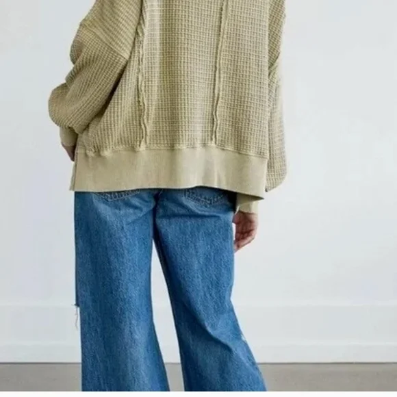 American Eagle Outfitters XL SERIOUSLY lived In  Over Sized Waffle Knit Sweater - Picture 2 of 8